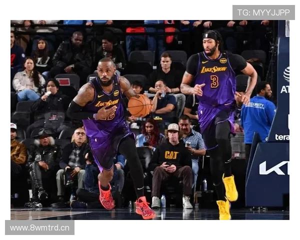 快船狂胜湖人笑傲洛杉矶德比